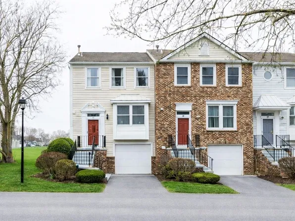 105 Jordache Ln, Spencerport, NY 14559