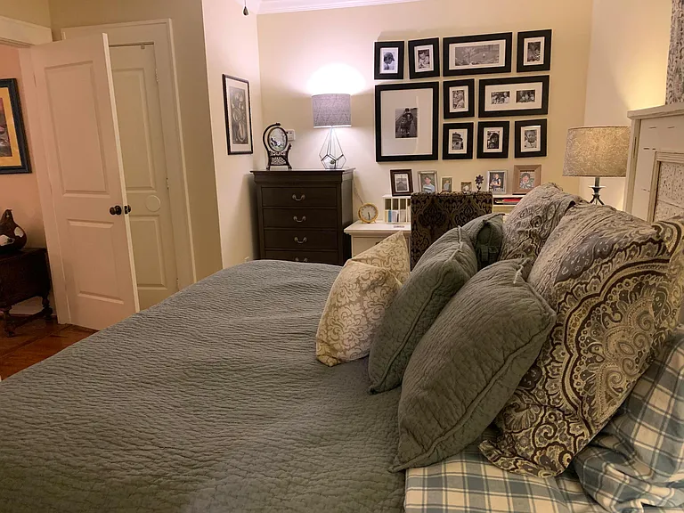 Master suite