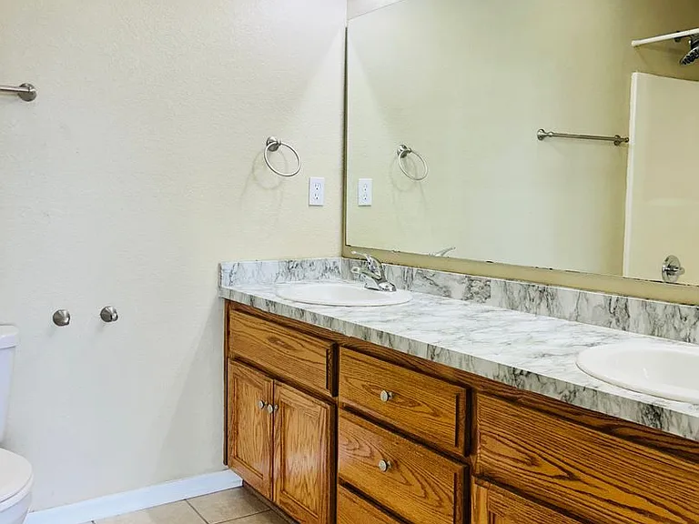 2705 Kathie Dr — Photo 14