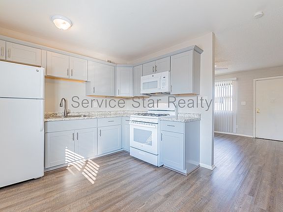 5th image of 1638 W Desert Cove Ave APT A