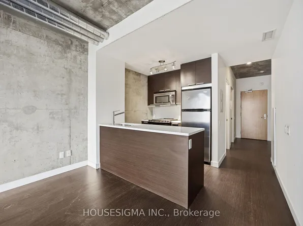 138 Princess St #406, Toronto, ON M5A 0B1
