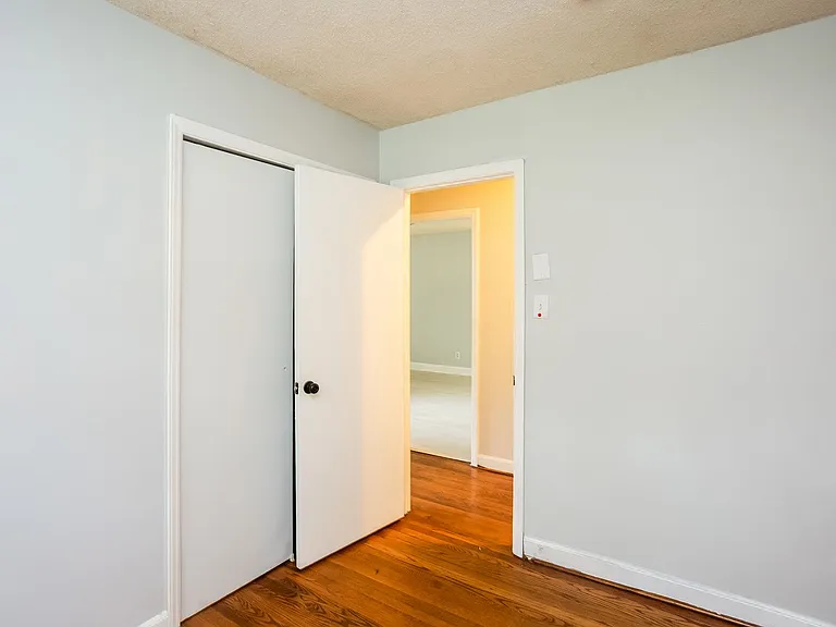 4809 Thornwood Rd — Photo 17