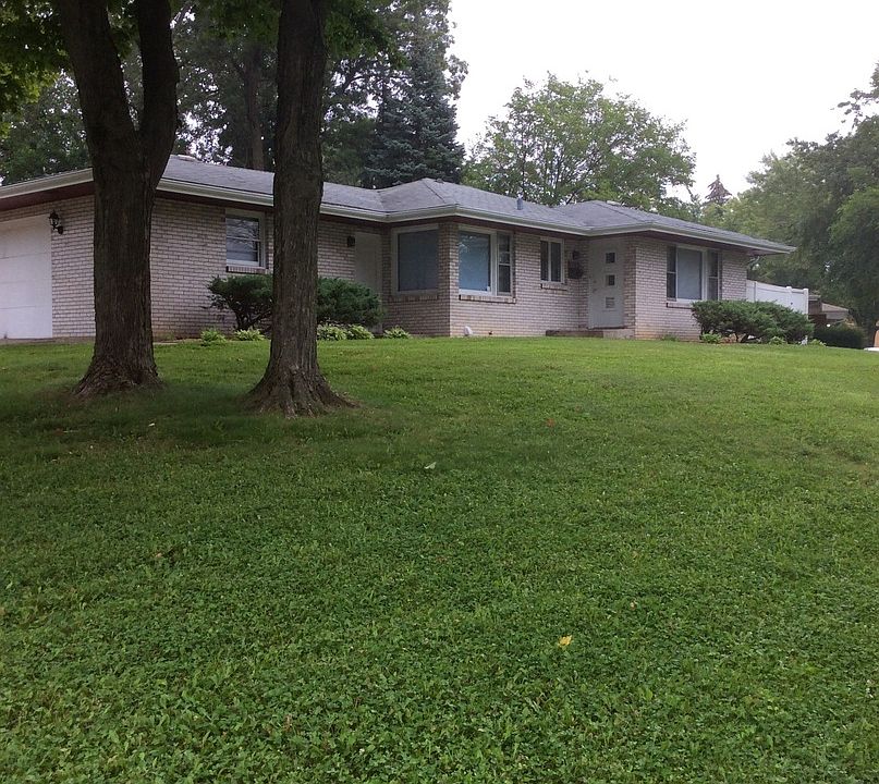 1st image of 269 Flintridge Dr