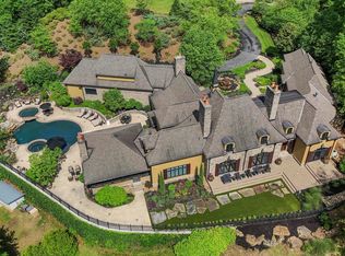 255 Villa Segrata North Ridge Rd, Sevierville, TN 37876