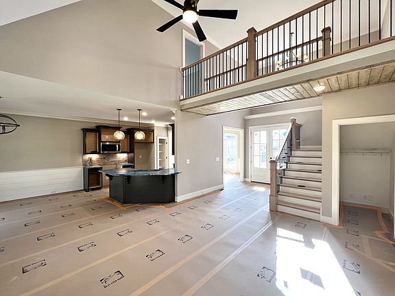 5th image of 603 Ambers Way #17