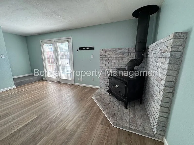 1330 Ashby Ct — Photo 11