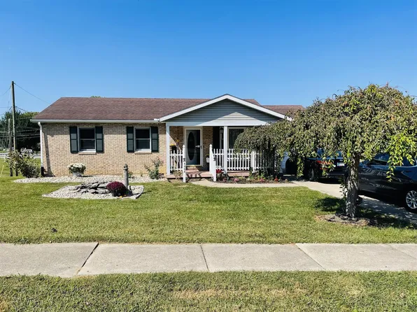 9068 Hidden Valley Ln, Brookville, IN 47012