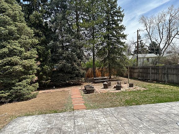 3rd image of 2900 S Clermont Dr