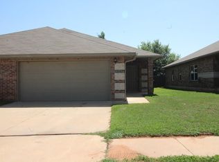 1514 Forrest Ridge Way, Yukon, OK 73099