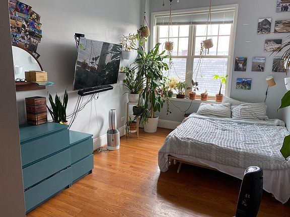 4th image of 2505 W George St #303C