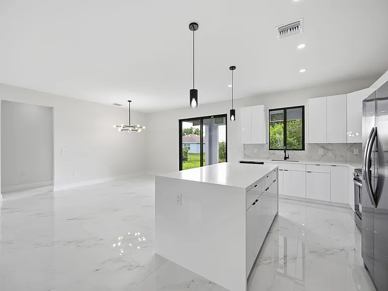 1299 Barton Ave — Photo 24