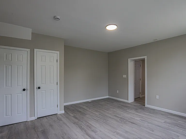 2819 Presbury St — Photo 28