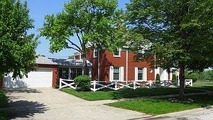 3rd image of 2701 W 93rd Pl