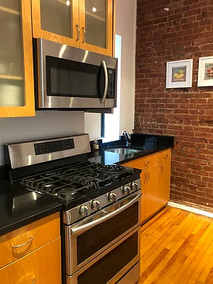 Rented by William J Farmer Inc | media 25