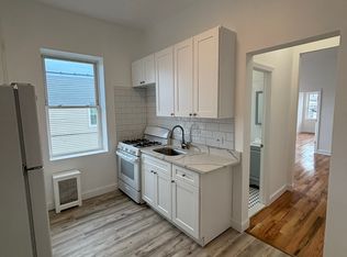 1024 Clarence Ave #2F, Bronx, NY 10465