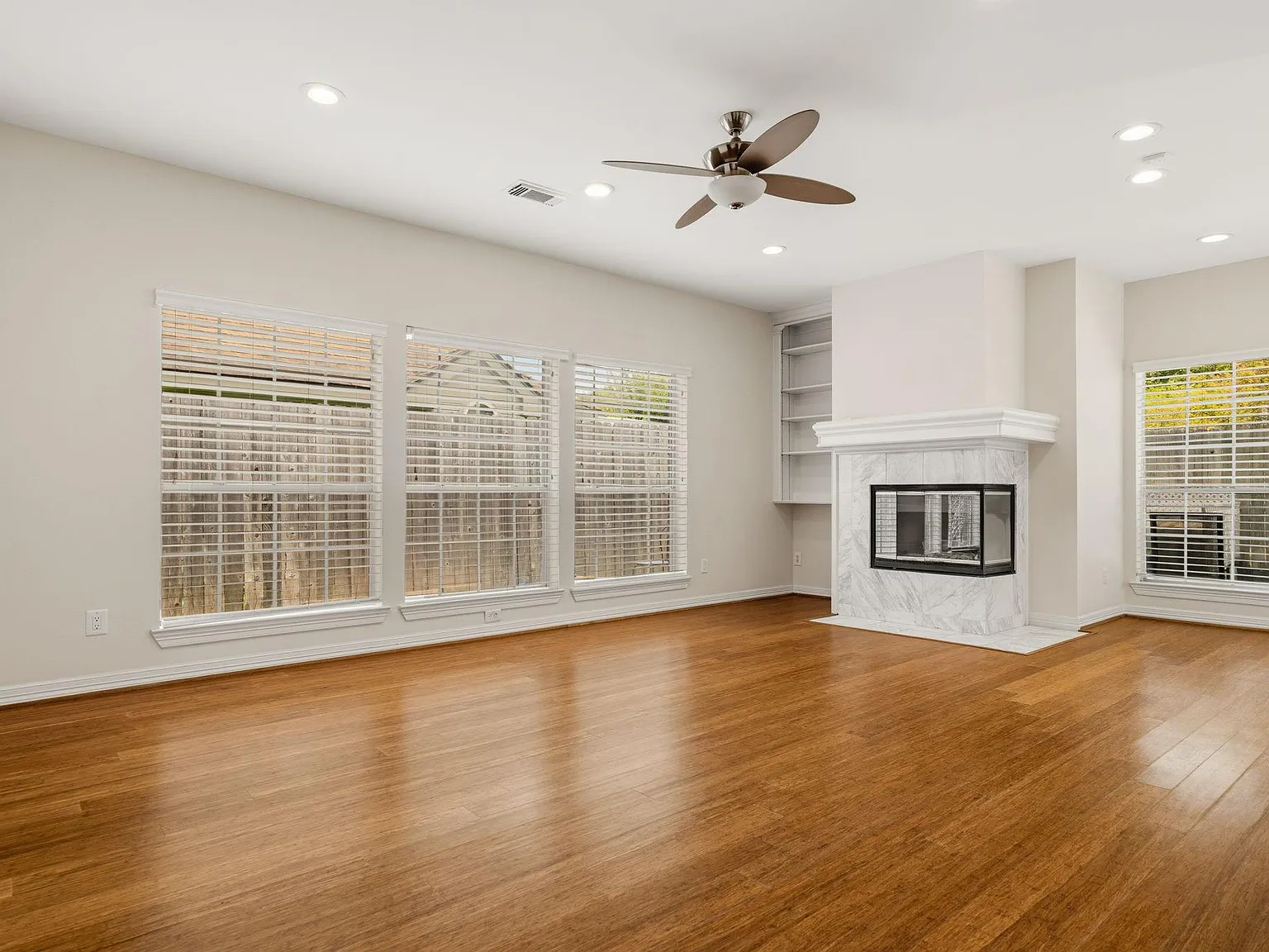 4 bed, 3.5 bath, 3593 sqft, $3,500 — Photo 3