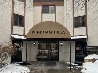 401 E Burnsville Pkwy APT 334, Burnsville, MN 55337