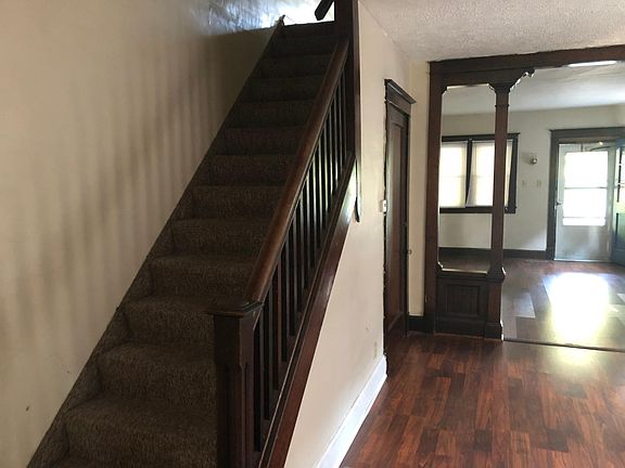 2nd image of 220 N 22nd St
