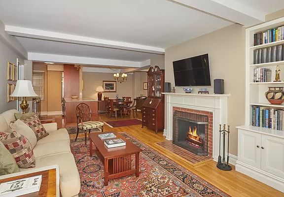3rd image of 433 E 51st St #5A