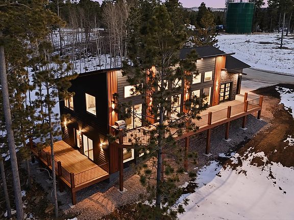 3rd image of 11250 Overlook Pass