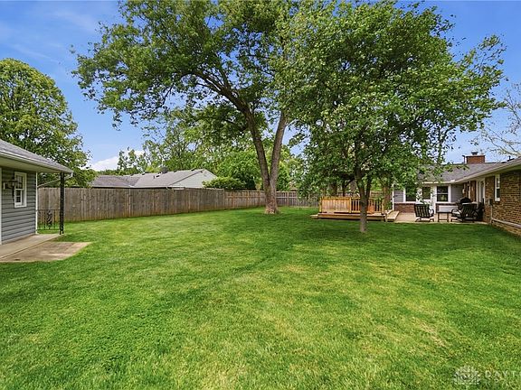 5th image of 556 Brandwynne Ct