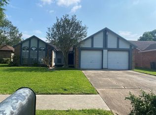 3019 Windmill St, Sugar Land, TX 77479