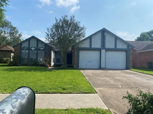 3019 Windmill St, Sugar Land, TX 77479