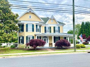 210 E College St, Bridgewater, VA 22812