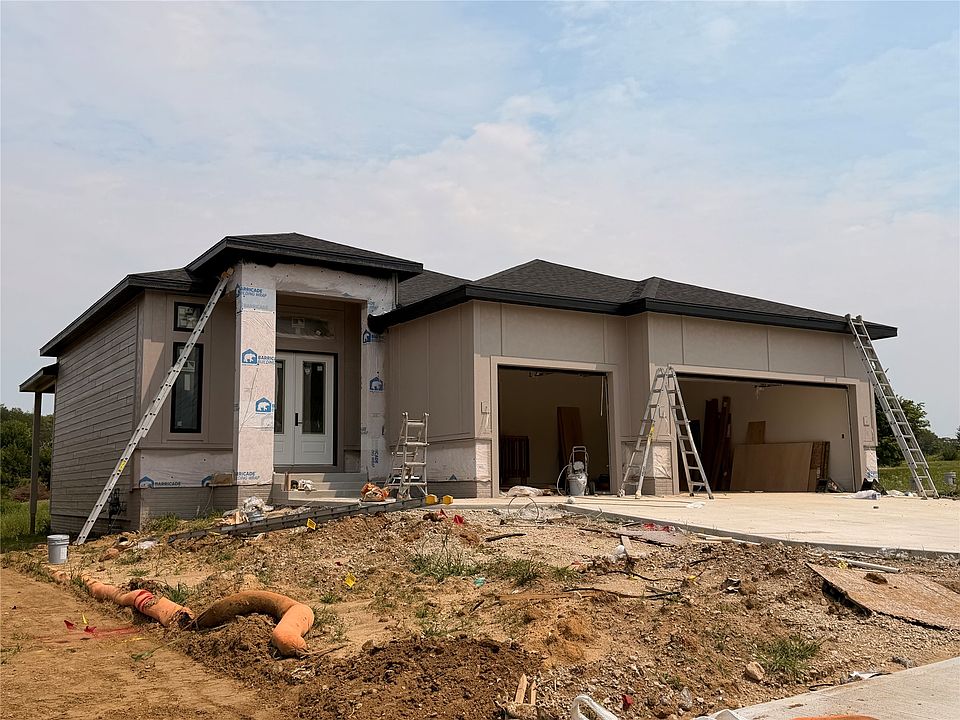 1st image of 1959 E Autumn Trail Cir