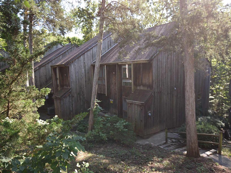 1st image of 9435 S Pointe Lasalles Dr