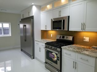 4198 W 6th Ct, Hialeah, FL 33012