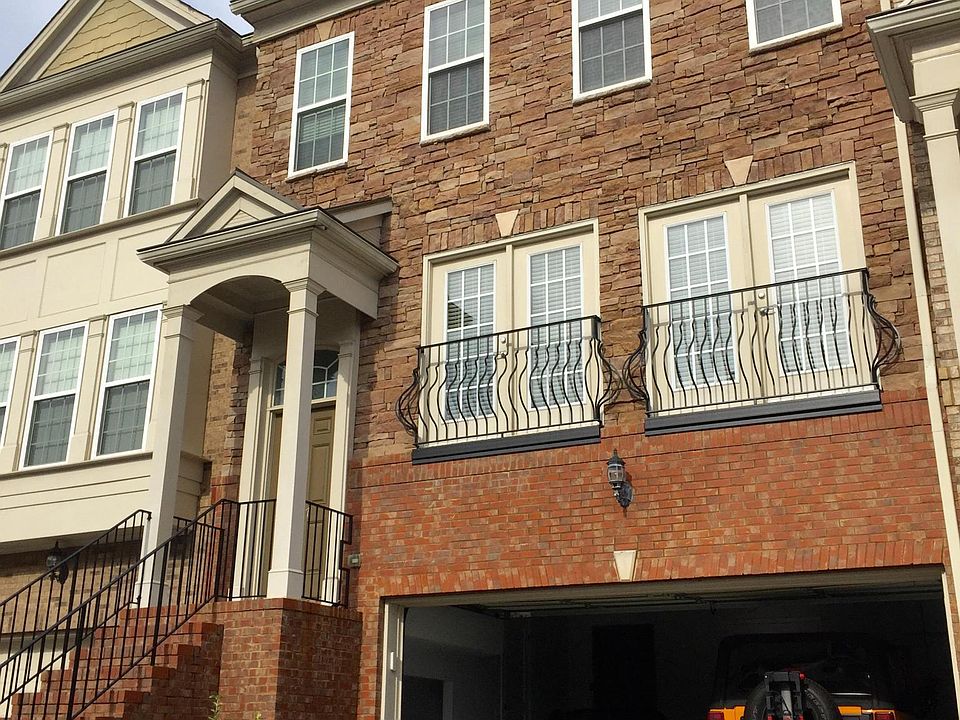 1st image of 2147 Wylmoor Way SE