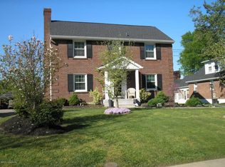 3306 Robin Rd, Audubon Park, KY 40213