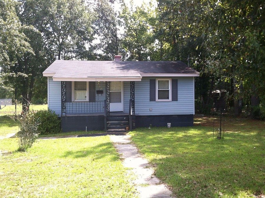 1st image of 205 Edens Ave