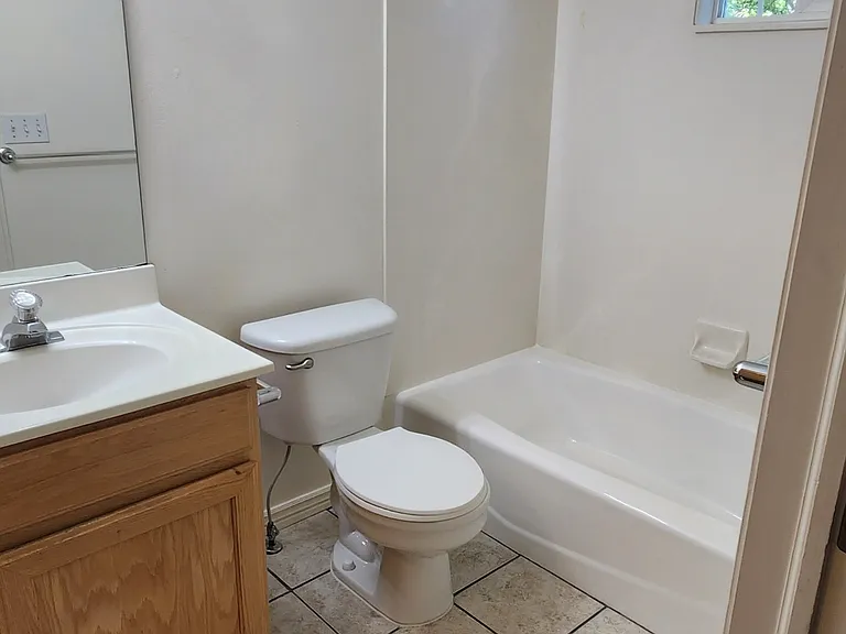 504 N Seven Peaks Blvd #1-207 — Photo 26
