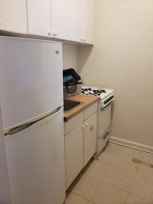 Rented by Martin Paul Realty Associated Inc | media 7