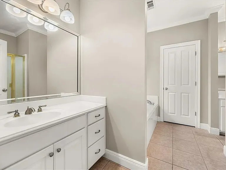 6004 Pepper Tree Dr — Photo 20