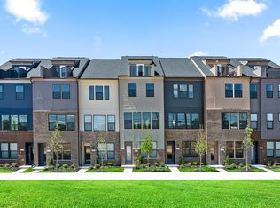 4959 Vista Green Ln, Lanham, MD 20706