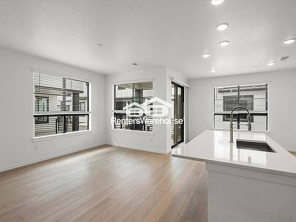 2nd image of 2056 S Holly St Unit 3