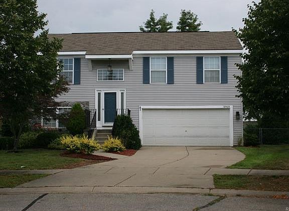 3rd image of 5919 Northridge Cir