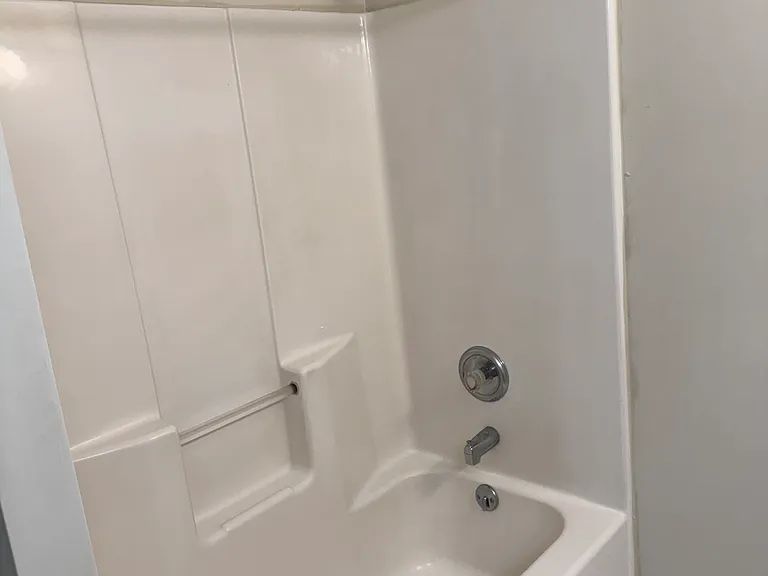 112 Oak Leaf Cir — Photo 10