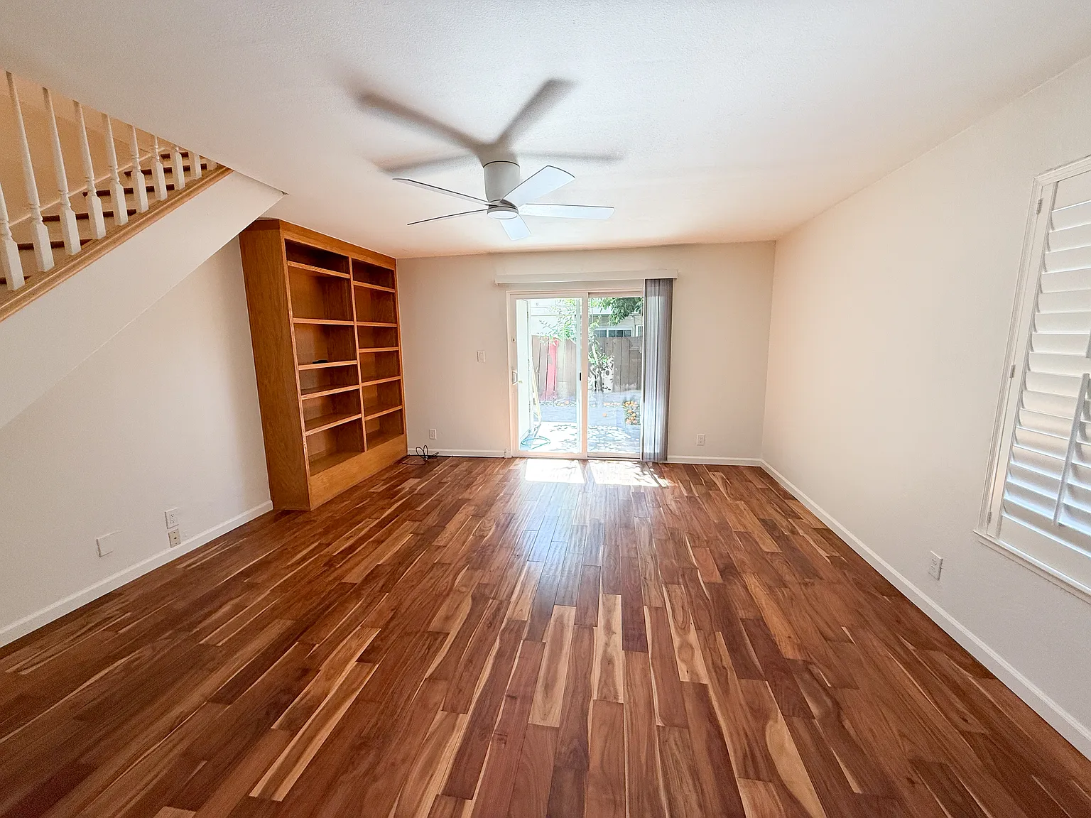 3 bed, 1.5 bath, 1130 sqft, $3,500 — Photo 4