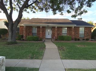 1843 Tree Line Dr, Carrollton, TX 75007