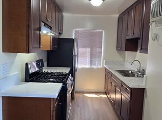 842 N Sycamore Ave APT 3, Los Angeles, CA 90038