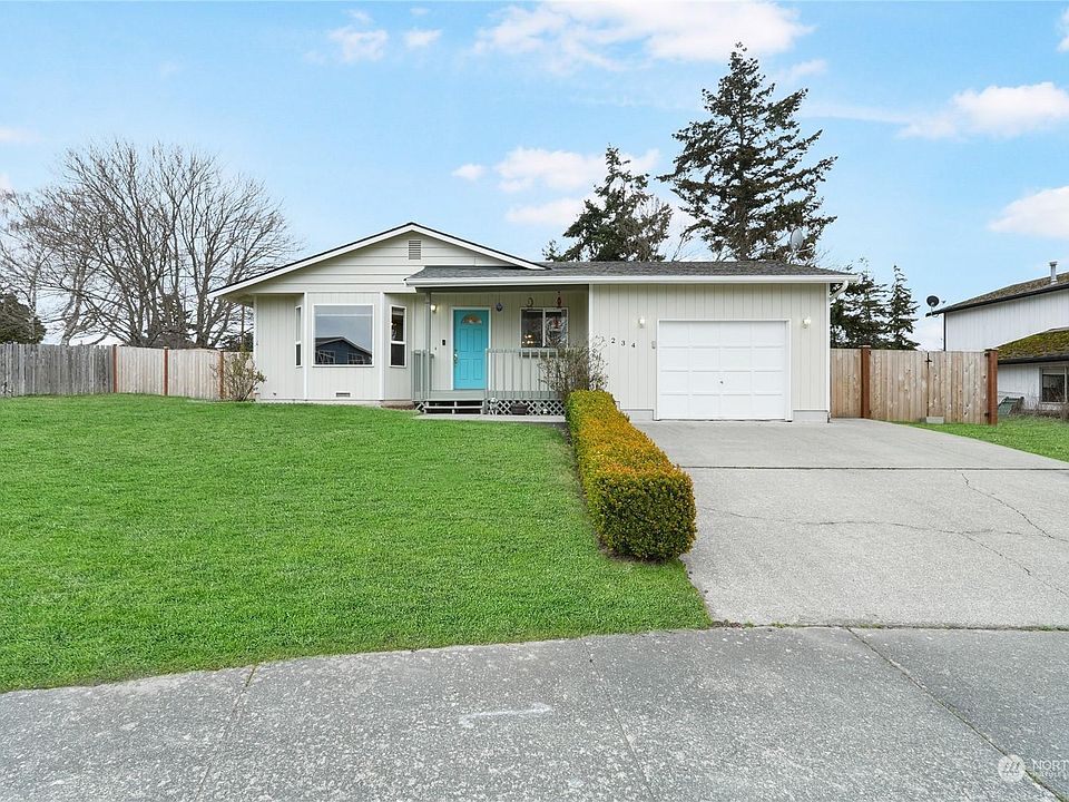 1st image of 234 SE Fisher Ct