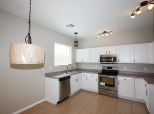 104 E Camino Del Abedul, Sahuarita, AZ 85629