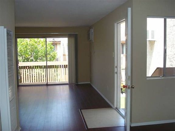 5th image of 7430 Crescent Ave APT 204