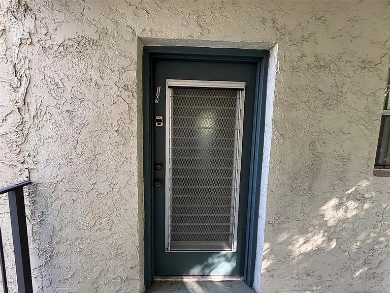 1800 SW 81st Ave #1307 — Photo 5
