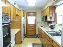 5th image of 1015 Western Dr