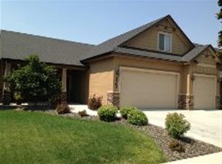 5703 N Red Hills Ave, Meridian, ID 83646